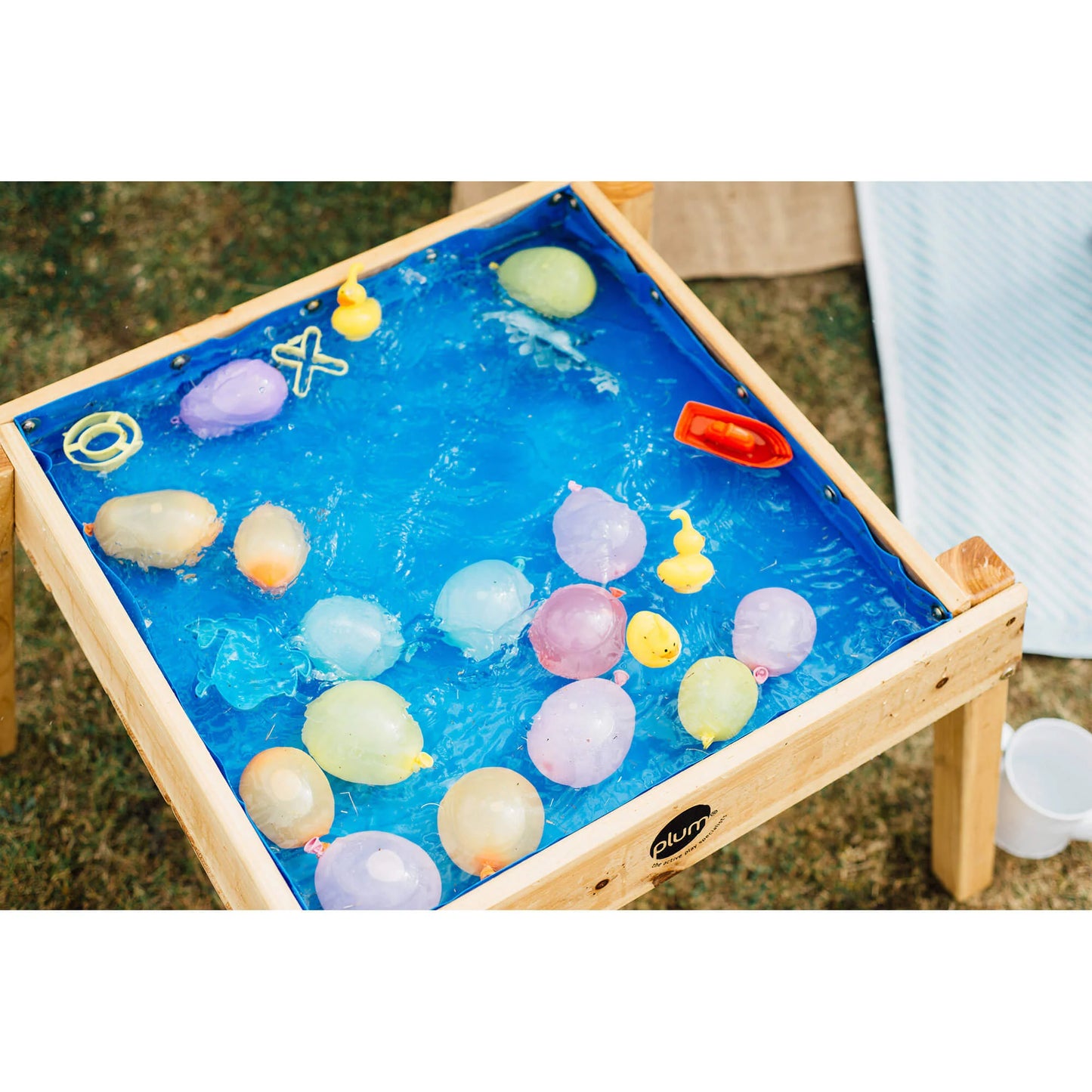 Plum® Build and splash Activity Table with Cover