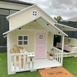 Lovely Shack With Mud Kitchen & Slide