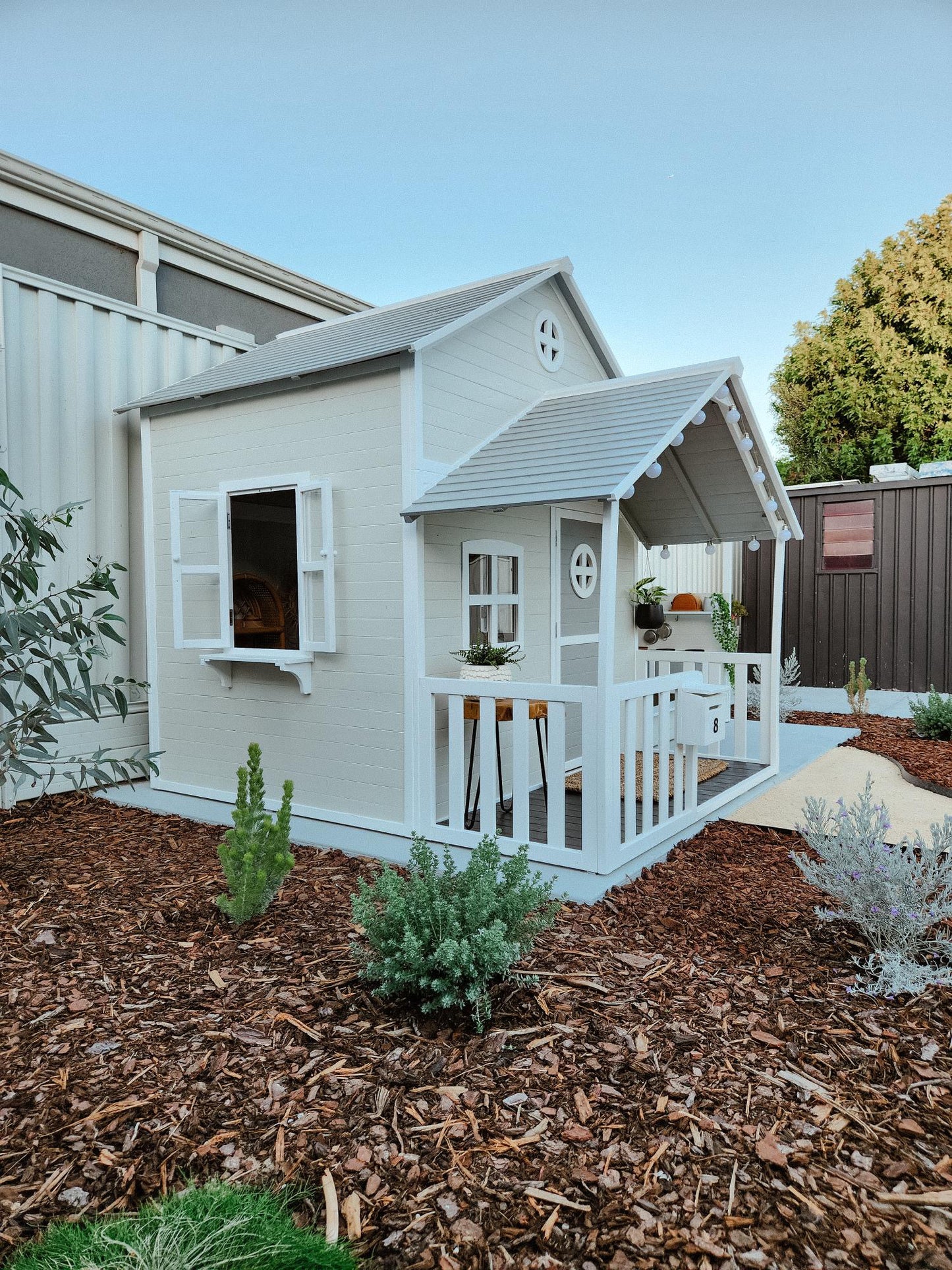 Lovely Shack With Mud Kitchen
