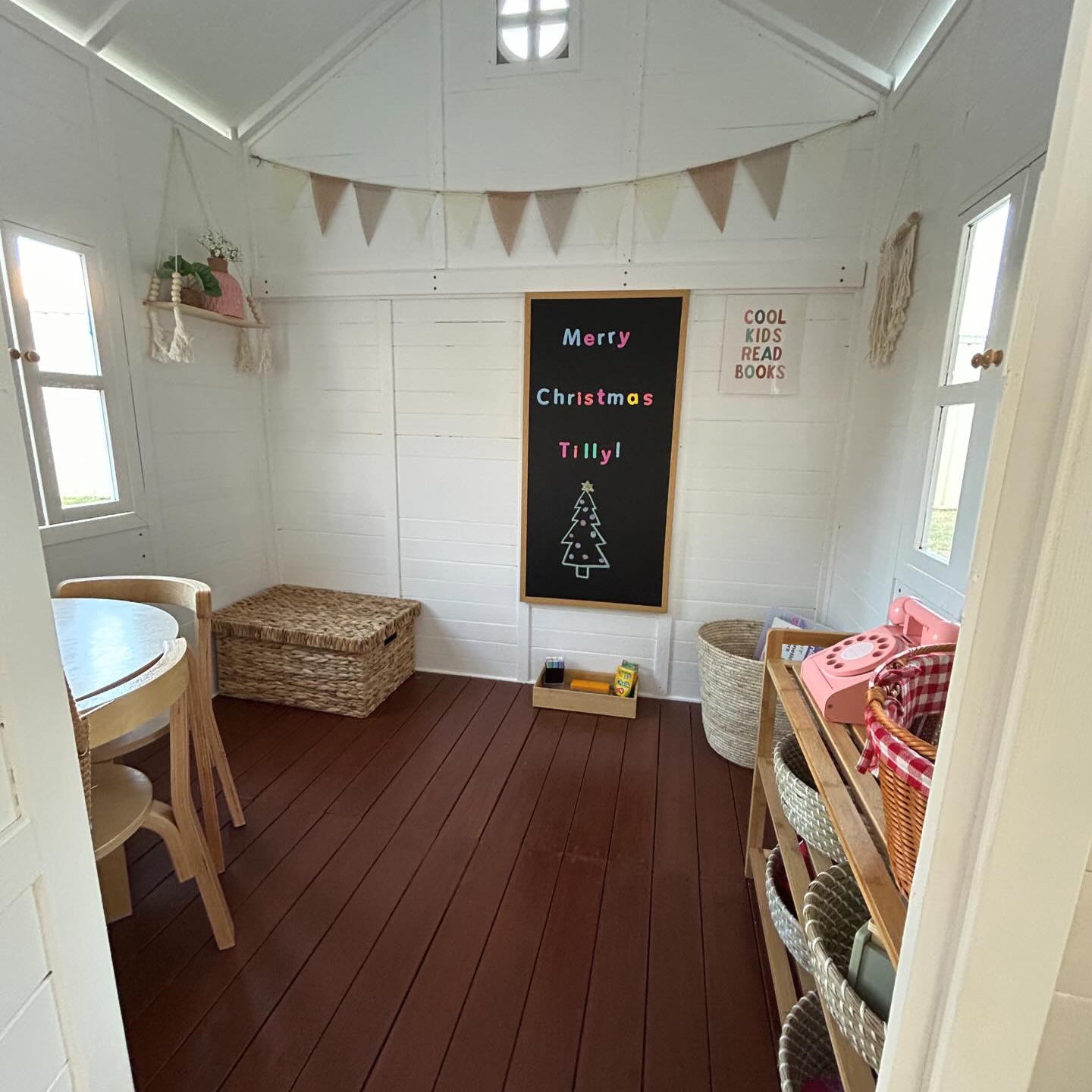Lovely Shack With Mud Kitchen