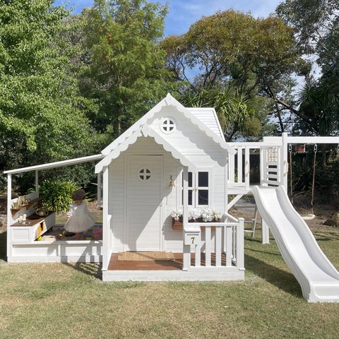 Jolly Shack with Mud Kitchen