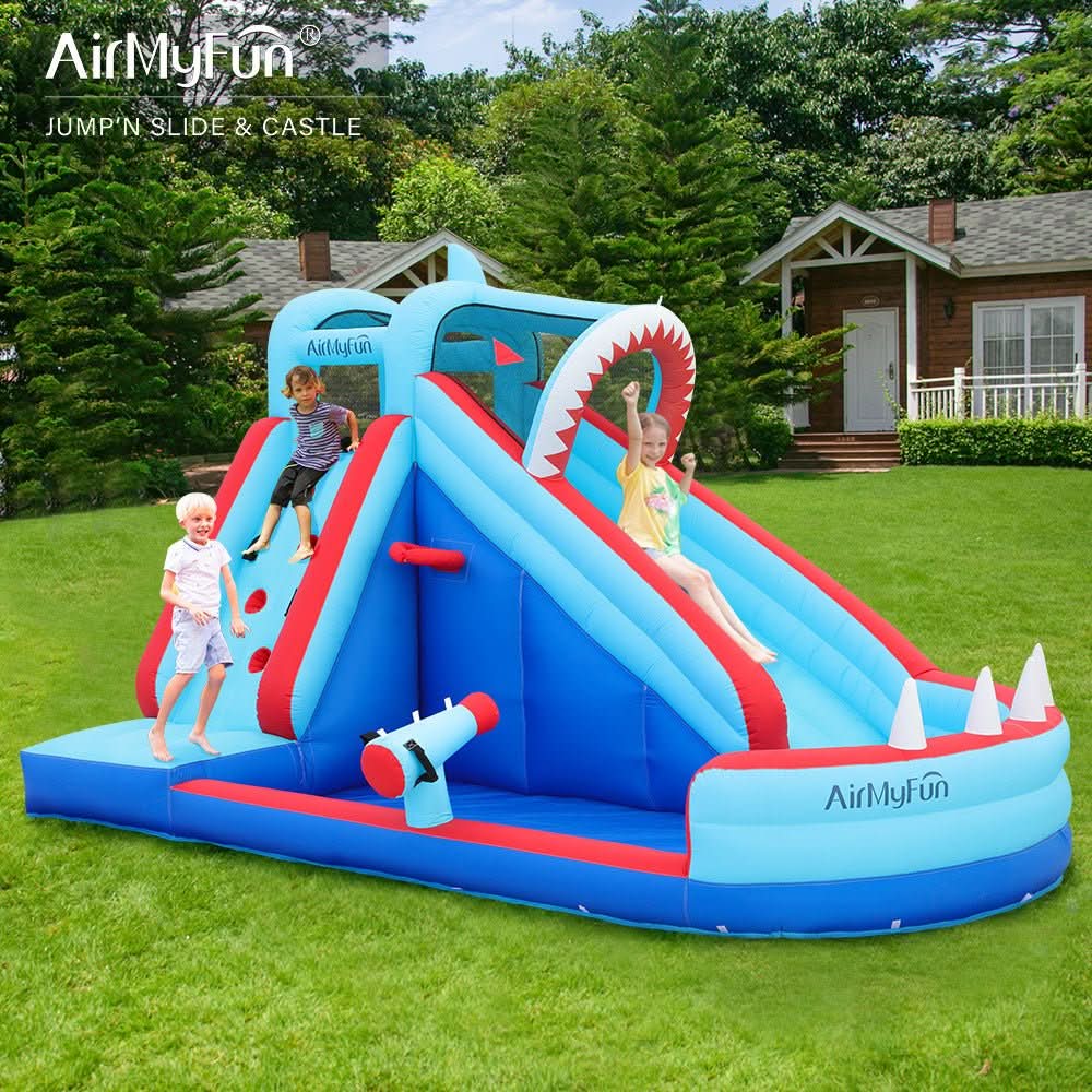 Ocean Shark Climber with Slide, Pool and Spray Gun (83046)